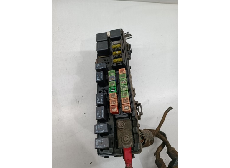 Блок предохранителей к Блок предохранителей к Chrysler LHS undefined г. LHS