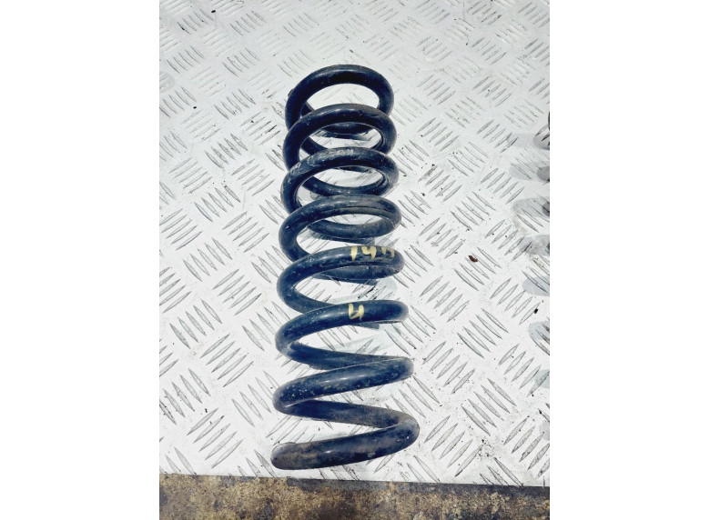 Пружина задняя к Mercedes C W204, 2008г.