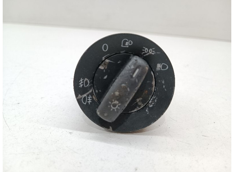 Переключатель света к Volkswagen Passat, 2007г.