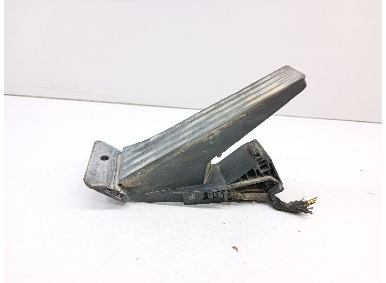 Педаль газа к BMW 5 E60/E61, 2009г.