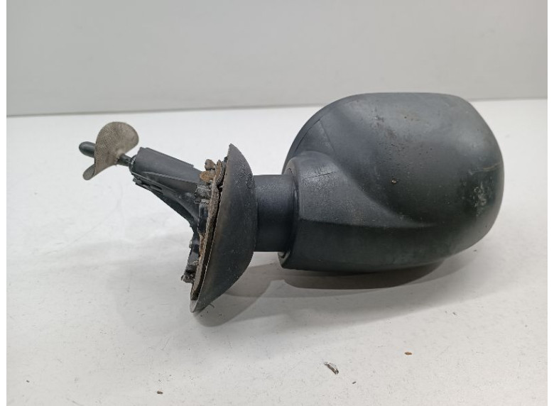 Зеркало наружное правое к Dacia Logan, 2007г.