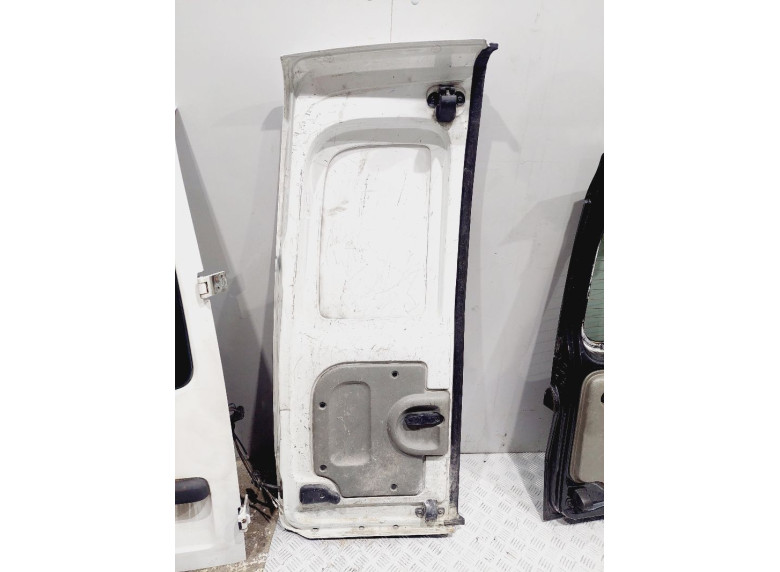 Дверь задняя распашная правая к Дверь задняя распашная правая к Nissan Kubistar undefined г. Kubistar