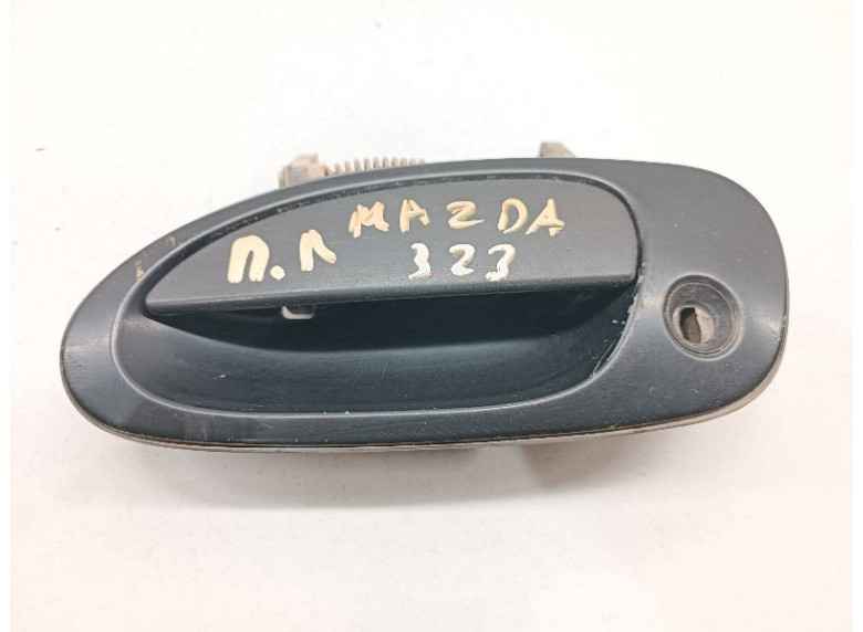 Ручка наружная передняя левая к Mazda 323, 1995г.