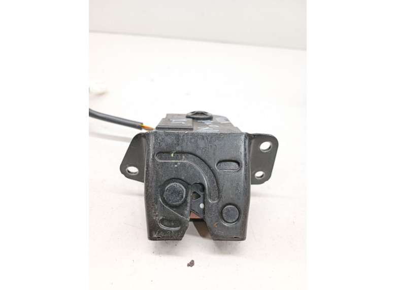 Замок багажника к Kia Rio, 2011г.