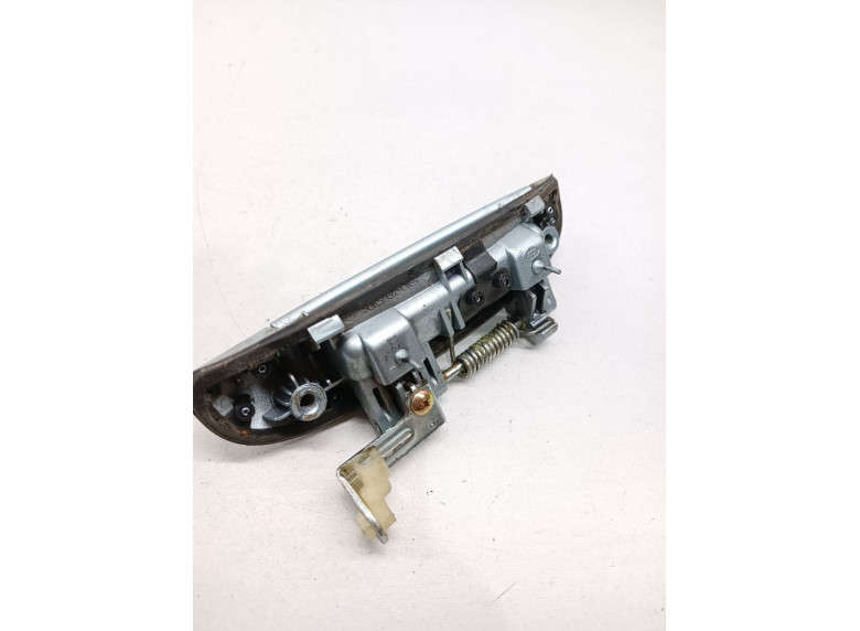 Ручка наружная задняя правая к Kia Rio, 2005г.