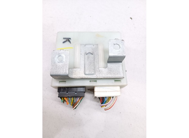 Блок управления (другие) к Nissan Pathfinder