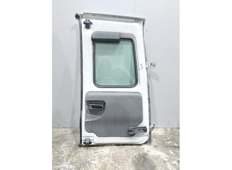 Дверь задняя распашная левая к Opel Combo, 2003г.