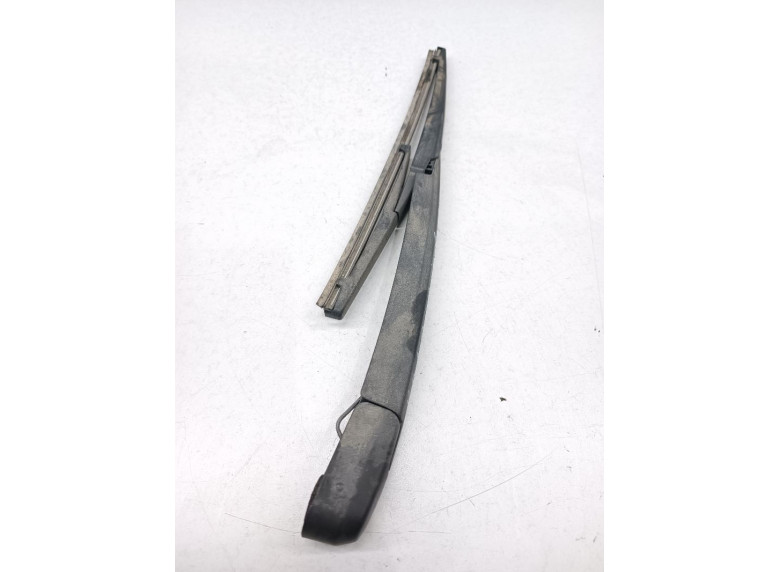 Щеткодержатель задний к Kia Rio, 2011г.