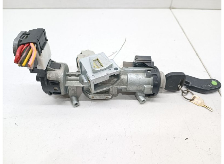 Замок зажигания к Mazda 3, 2007г.