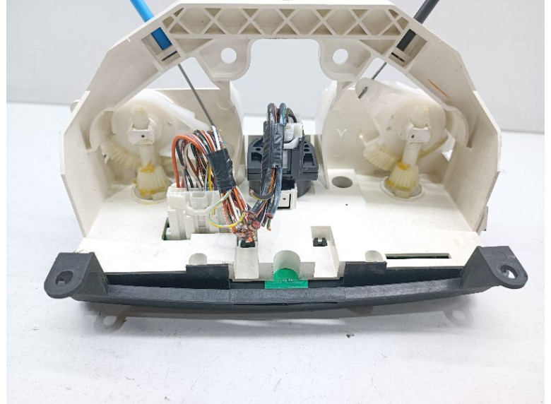 Блок управления печки/климат-контроля к Mazda 3, 2007г.