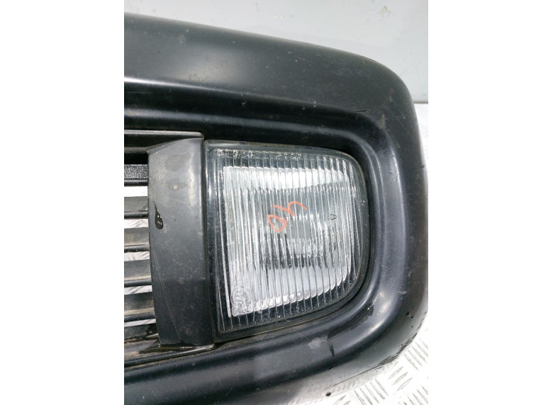 Фара противотуманная левая к Nissan Pathfinder, 2001г.