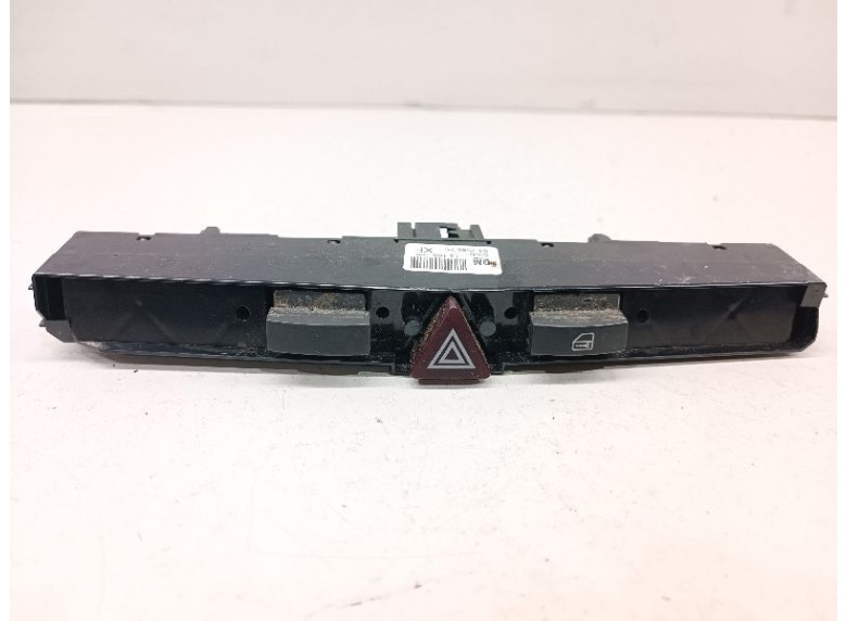 Кнопка аварийной сигнализации к Opel Astra, 2007г.