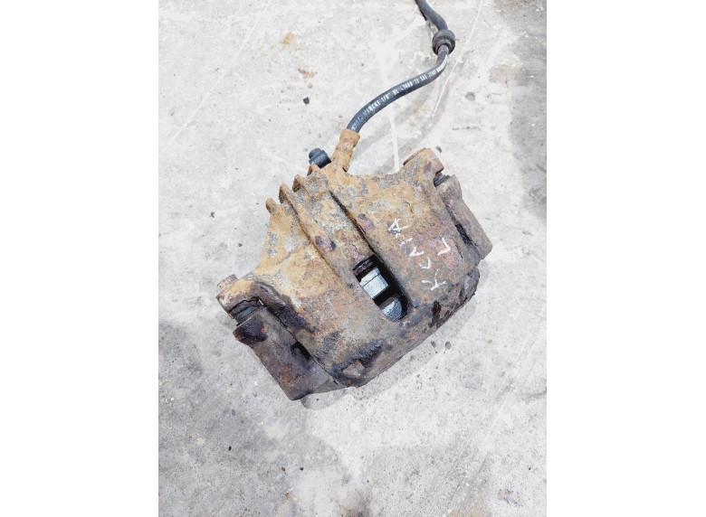 Суппорт передний левый к Citroen Xsara, 1997г.