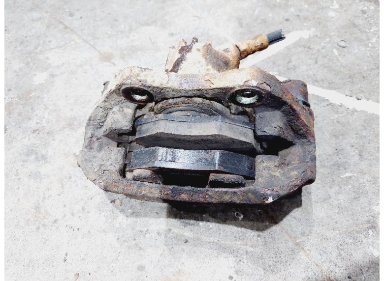 Суппорт передний правый к Citroen Xsara, 1997г.