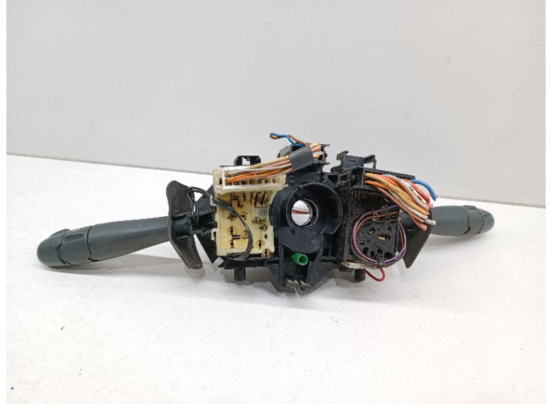 Переключатель подрулевой (стрекоза) к Renault Megane, 1996г.