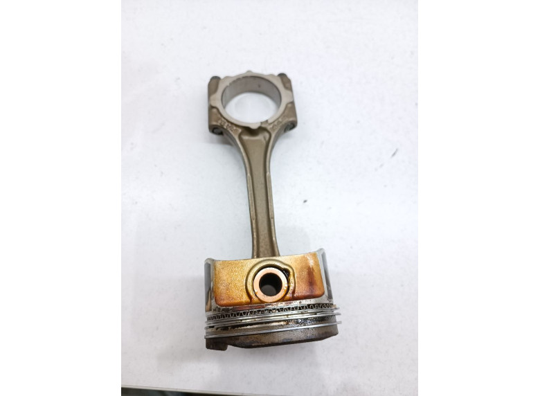 Поршень к Geely SC7, 2013г.