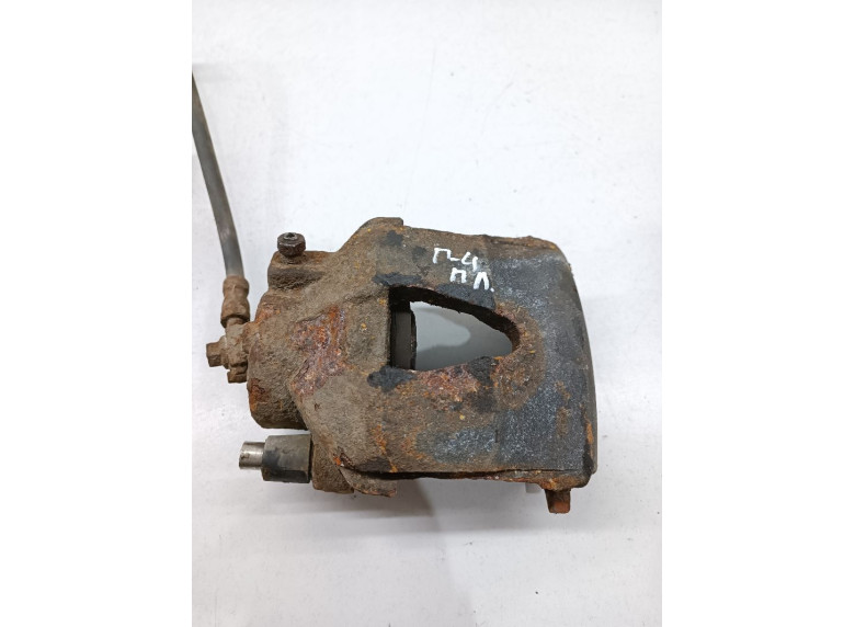 Суппорт передний левый к Volkswagen Golf, 1999г.