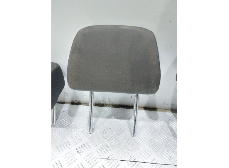 Подголовник к Geely SC7