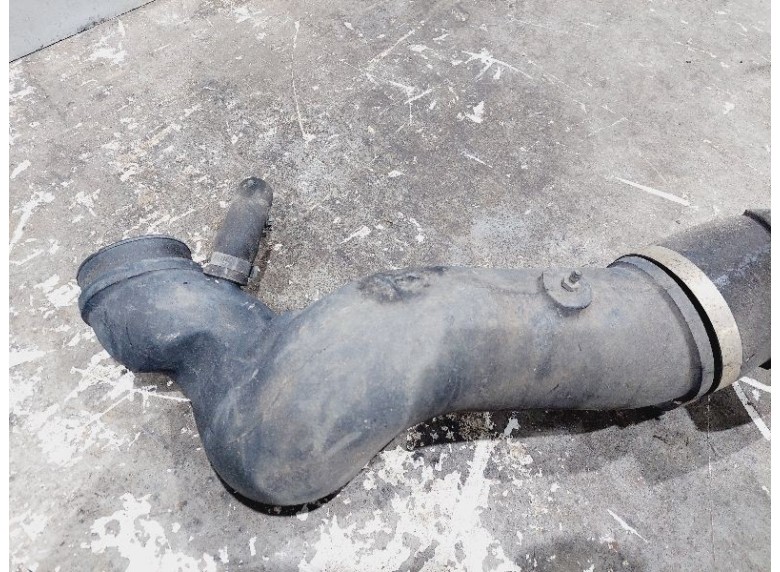 Патрубок воздушного фильтра к Патрубок воздушного фильтра к DAF LF undefined г. LF