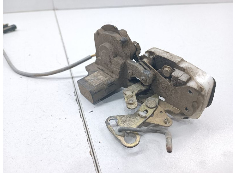 Замок двери задней правой к Замок двери задней правой к Rover 200 undefined г. 200