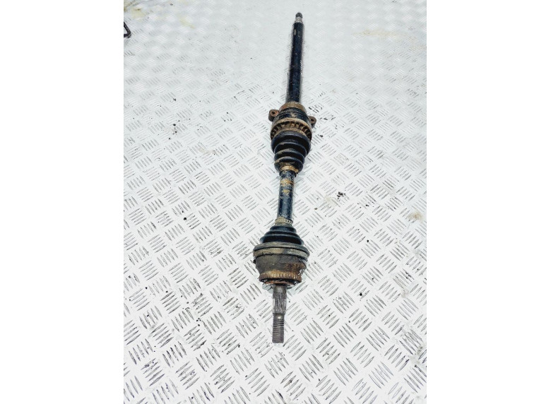 Полуось передняя правая (приводной вал, ШРУС) к Volvo C70