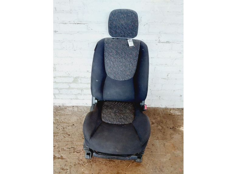 Сиденье переднее правое к Hyundai Matrix, 2003г.