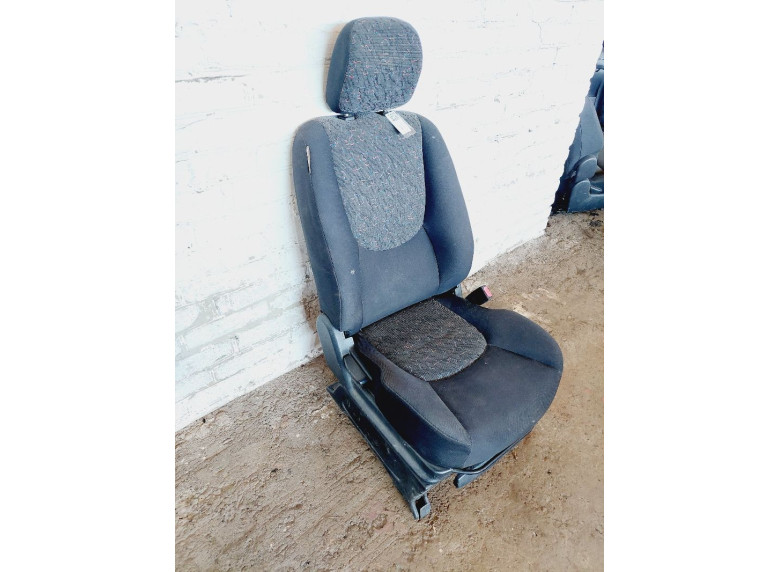 Сиденье переднее правое к Hyundai Matrix, 2003г.