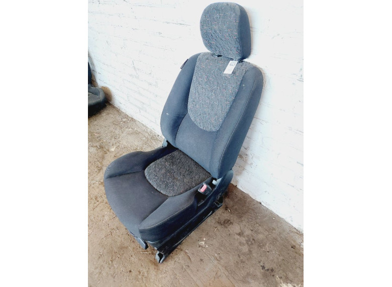 Сиденье переднее правое к Hyundai Matrix, 2003г.