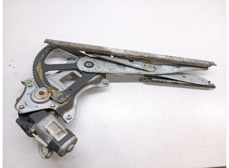 Стеклоподъемник электрический передний правый к Geely SC7