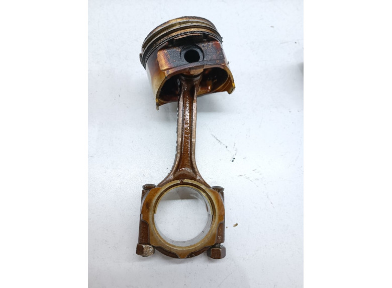 Поршень к Kia Picanto, 2007г.