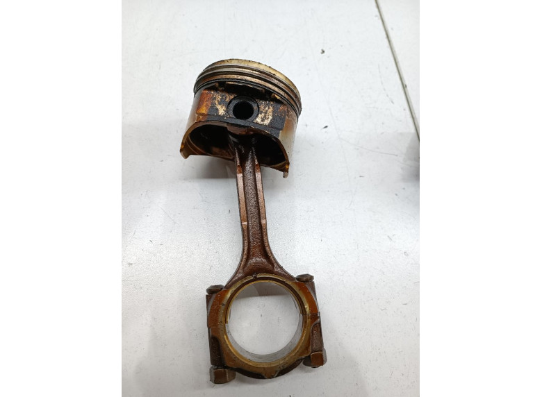 Поршень к Kia Picanto, 2007г.