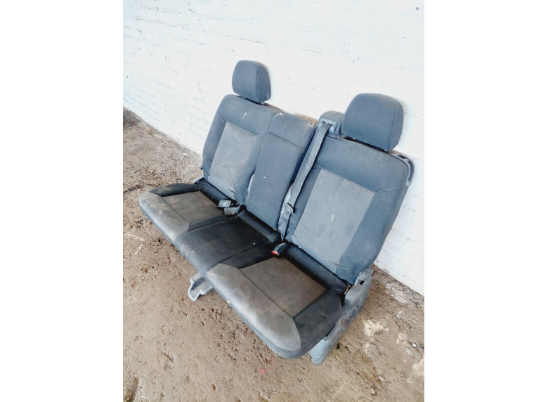 Сиденье заднее к Opel Zafira, 2006г.