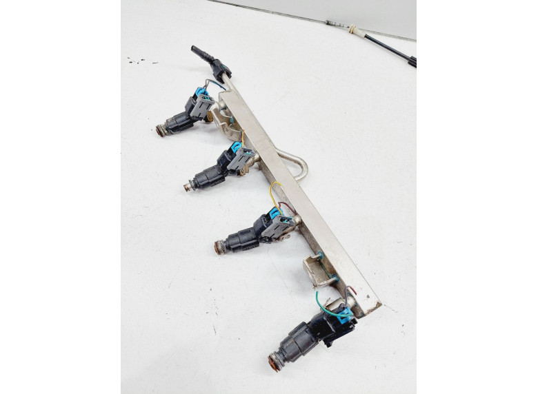 Топливная рампа к Geely SC7, 2014г.