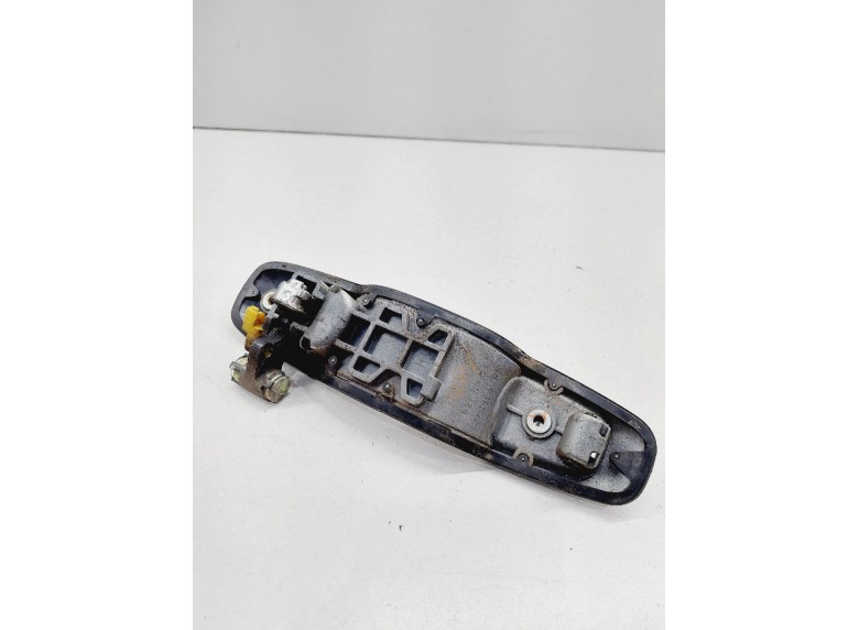 Ручка наружная задняя правая к Ручка наружная задняя правая к Suzuki XL7 undefined г. XL7