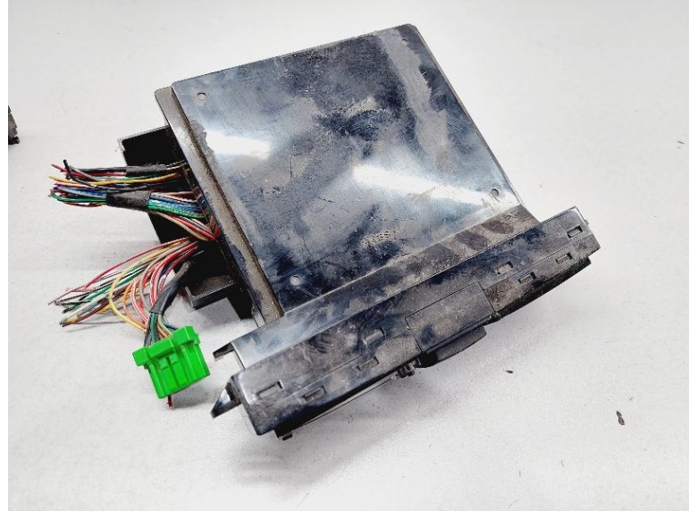 Кнопка аварийной сигнализации к Кнопка аварийной сигнализации к Suzuki XL7 undefined г. XL7