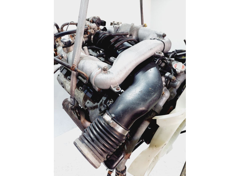 Патрубок воздушного фильтра к Suzuki XL7, 2004г.