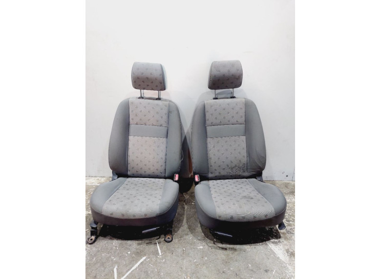 Салон (комплект сидений) к Hyundai Getz, 2003г.