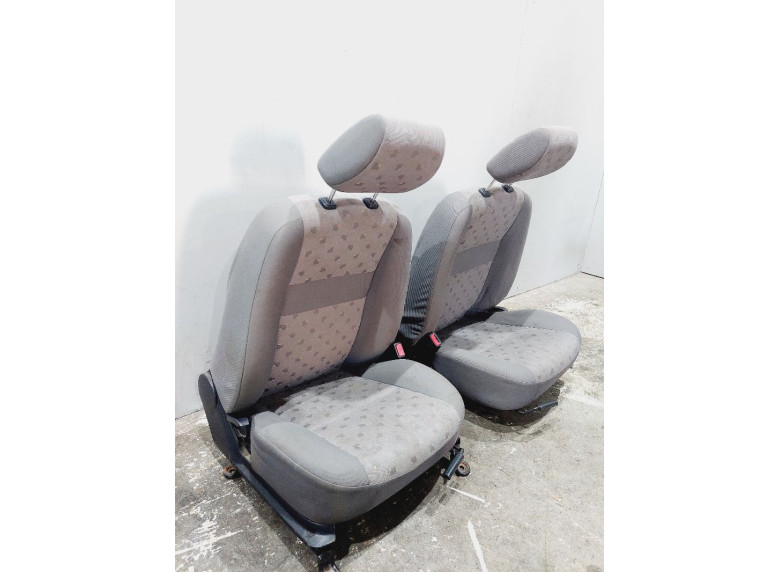 Салон (комплект сидений) к Hyundai Getz, 2003г.