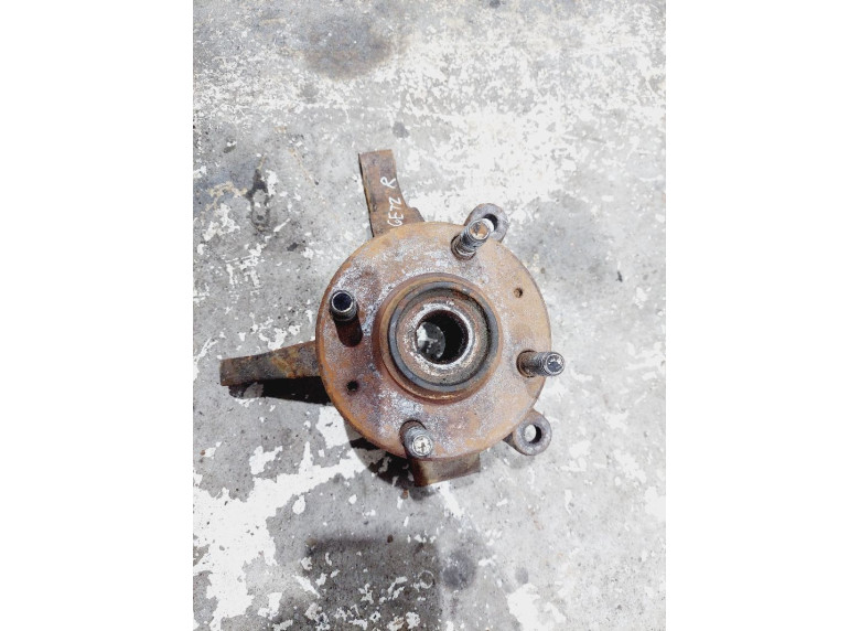 Ступица передняя правая к Hyundai Getz, 2003г.