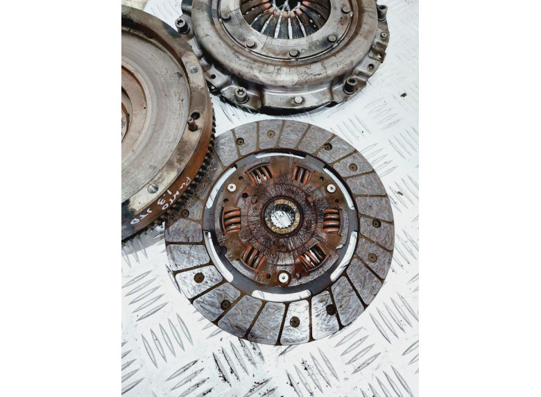 Комплект сцепления к Fiat Punto, 2010г.