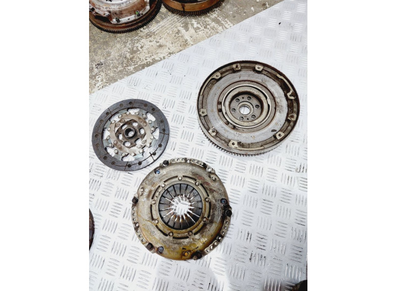 Комплект сцепления к Volvo S40, 2005г.