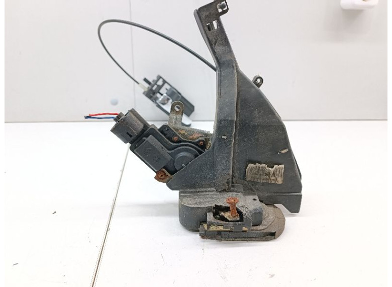 Замок двери задней левой к Geely SC7, 2013г.