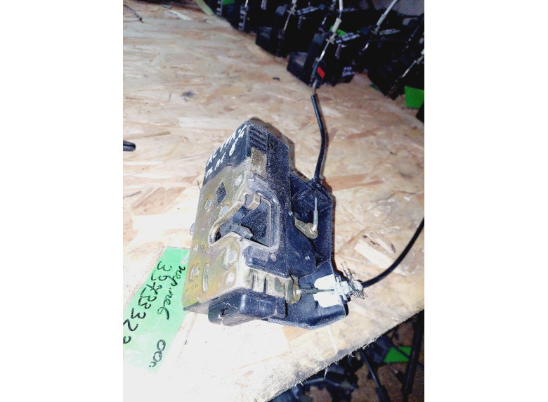 Замок двери передней левой к Opel Astra, 2000г.