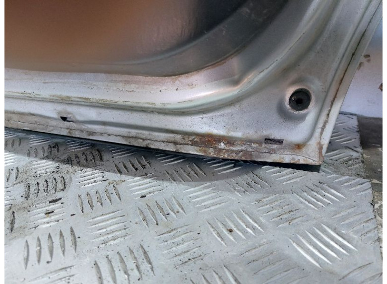 Дверь задняя правая к Ford Escape, 2004г.