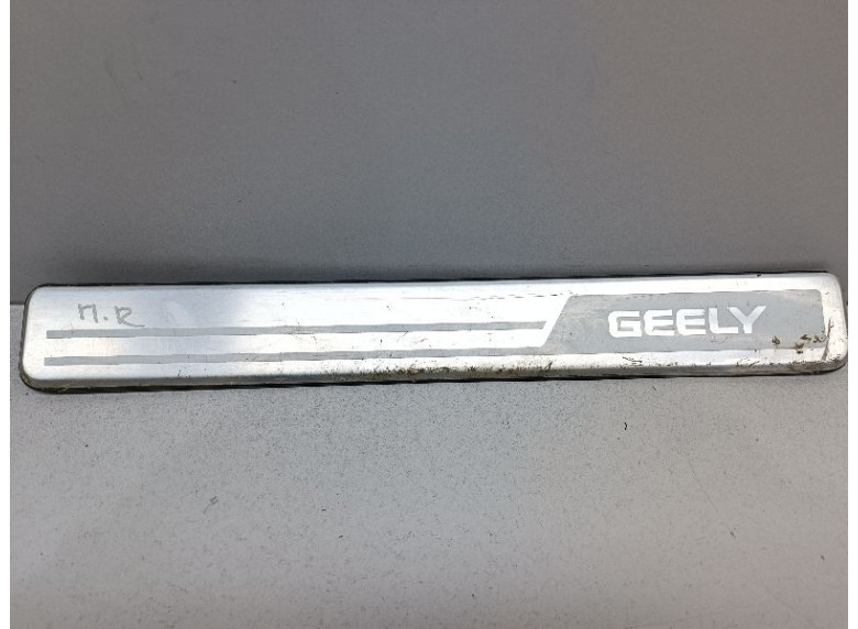 Накладка на порог к Geely Emgrand X7, 2017г.