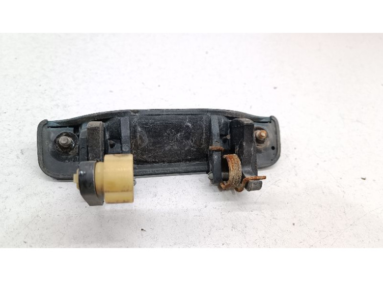 Ручка наружная задняя правая к Ручка наружная задняя правая к Mazda Demio undefined г. Demio