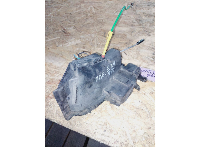 Замок двери передней правой к BMW 5 E39, 1999г.