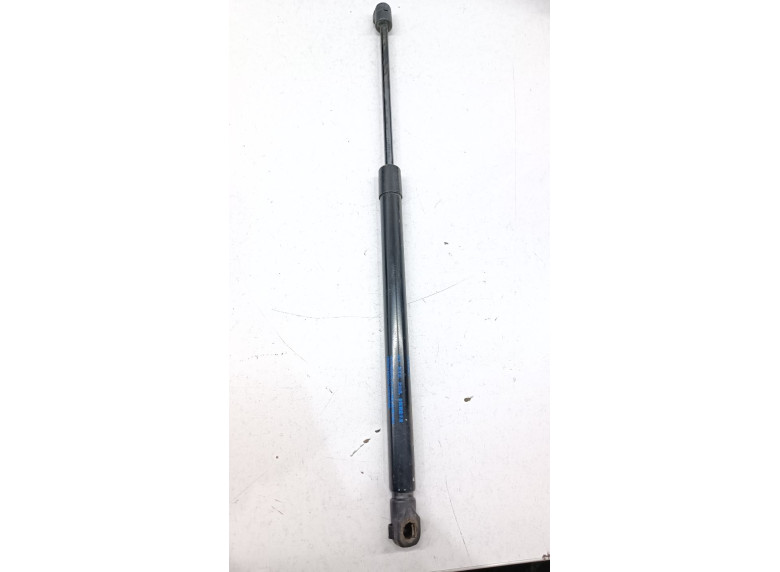 Амортизатор крышки багажника (3-5 двери) к Geely Emgrand X7, 2017г.