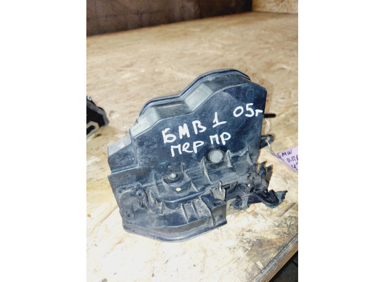 Замок двери передней правой к BMW 1 E87/E81/E82/E88, 2006г.