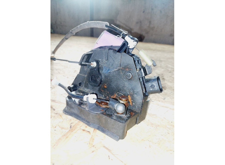 Замок двери задней правой к BMW X5 E53, 2001г.